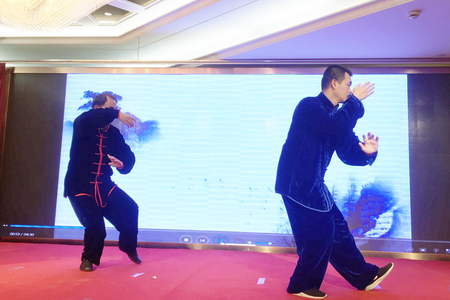 贏戰(zhàn)豬年、共創(chuàng)輝煌--山美股份隆重舉行2018年度表彰大會(huì)暨2019迎新年會(huì)