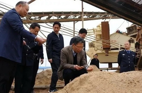 機(jī)制砂進(jìn)入“黃金時(shí)代”，機(jī)遇與挑戰(zhàn)并行，如何抓住機(jī)遇，你需要知道這四點(diǎn)！