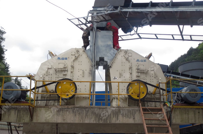 HC、HSI系列反擊式破碎機(jī)